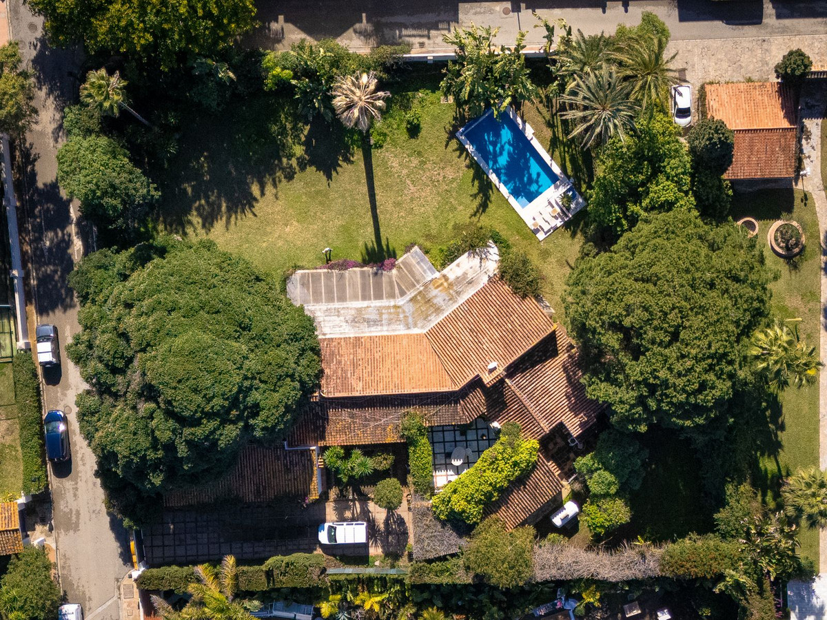 4 Bed Townhouse for sale in Guadalmina Baja Costa Del Sol, Málaga, Spain