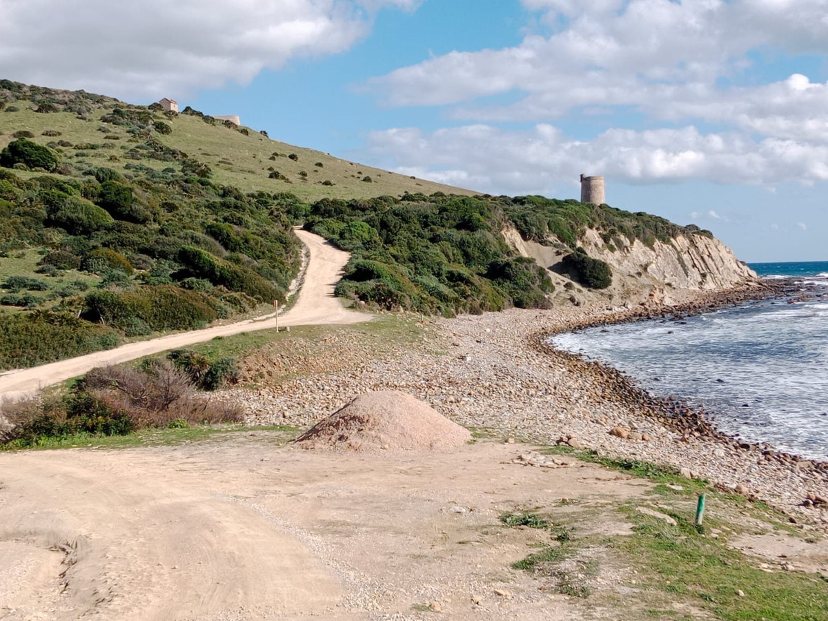 Se vende Terreno con Ruina  en Costa Del Sol, Málaga, España