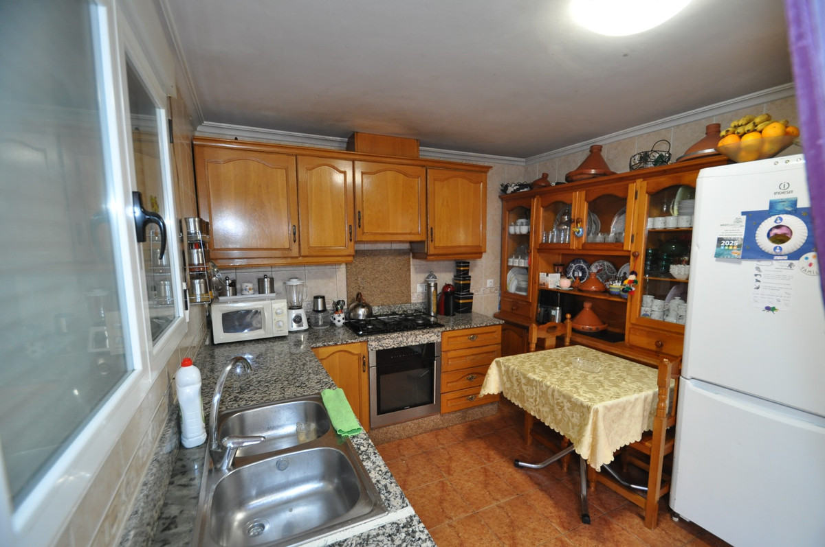 Se vende Adosada de 6 dormitorios en Costa Blanca, Alicante, España