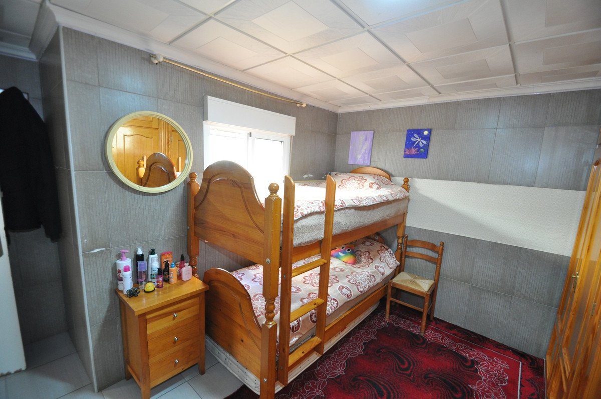 Se vende Adosada de 6 dormitorios en Costa Blanca, Alicante, España