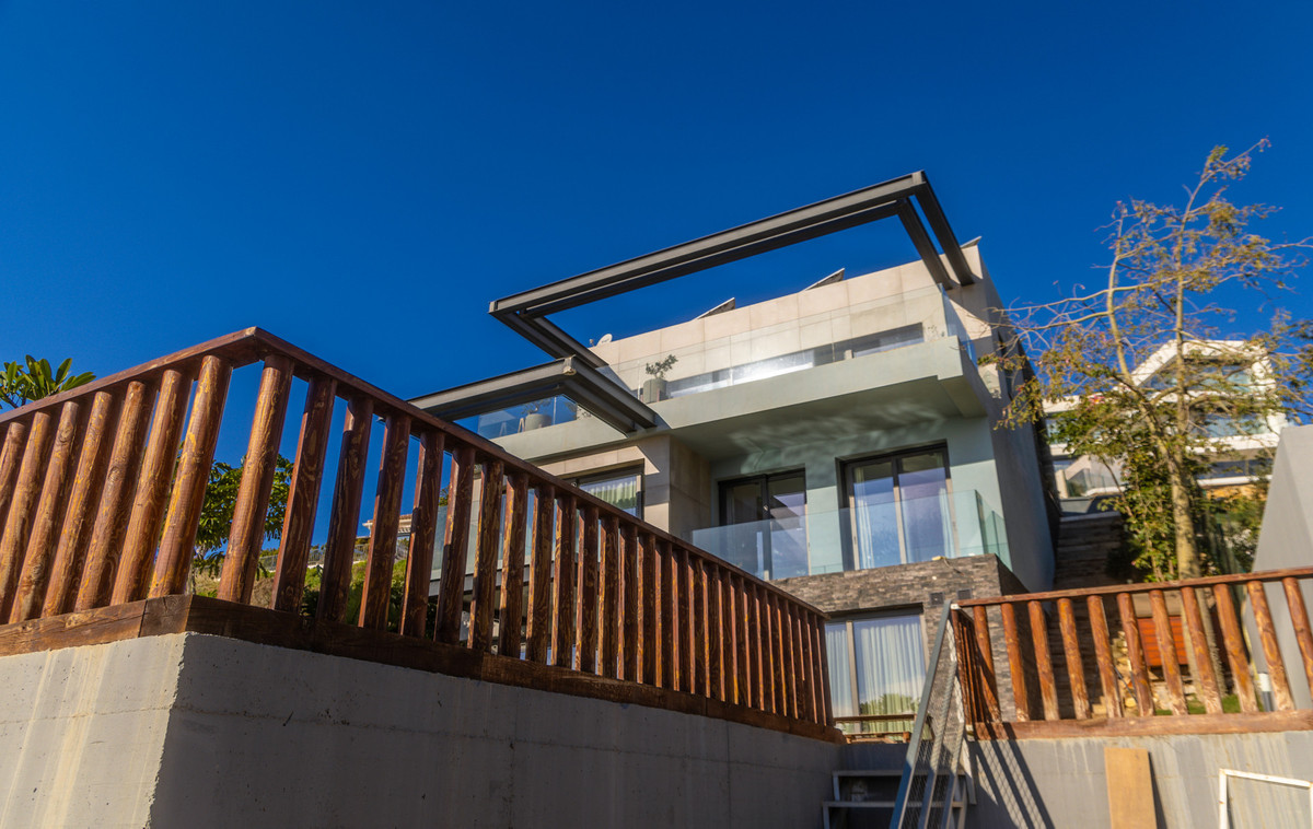 5 Bed Townhouse for sale in Mijas Costa Del Sol, Málaga, Spain