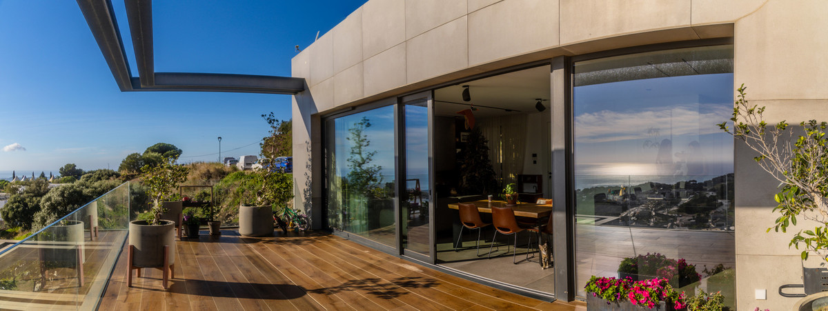 5 Bed Townhouse for sale in Mijas Costa Del Sol, Málaga, Spain