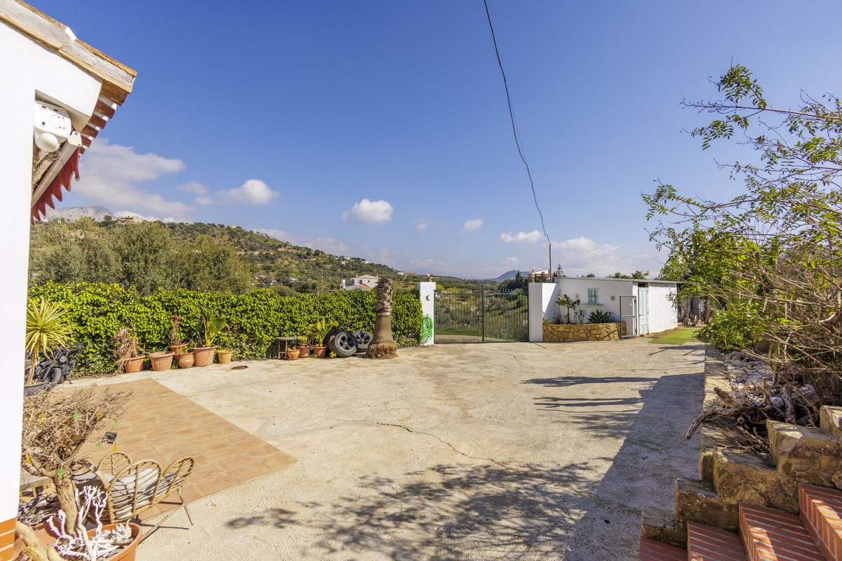 Se vende Villa - Chalet de 3 dormitorios en Costa Del Sol East, Málaga, España