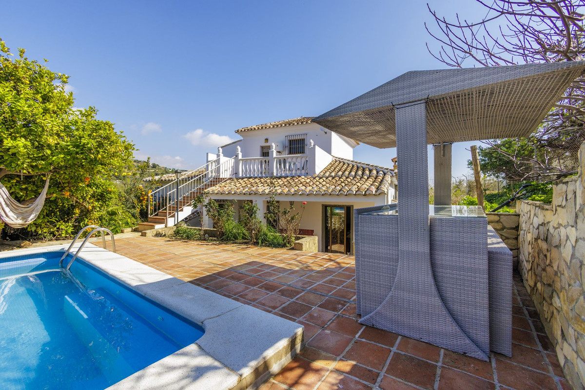 Se vende Villa - Chalet de 3 dormitorios en Costa Del Sol East, Málaga, España