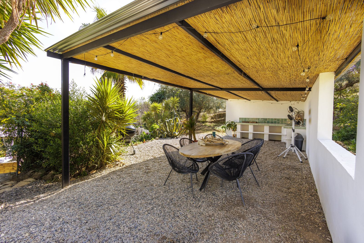 Se vende Villa - Chalet de 3 dormitorios en Costa Del Sol East, Málaga, España