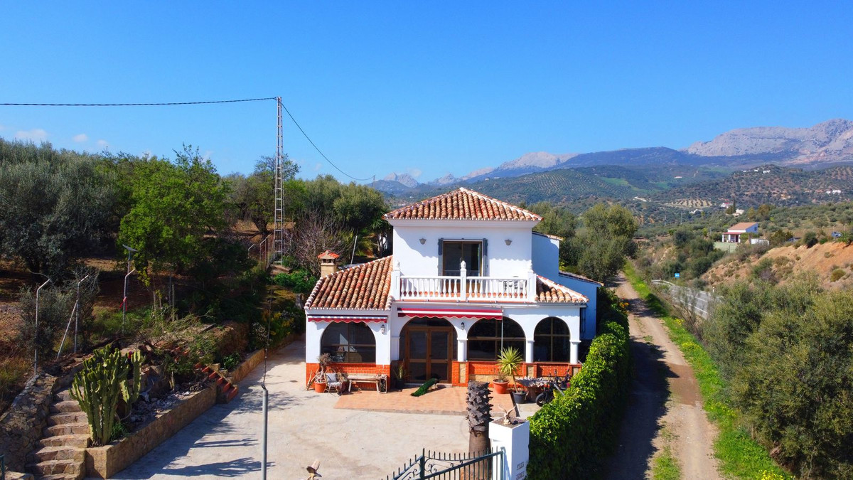 Se vende Villa - Chalet de 3 dormitorios en Costa Del Sol East, Málaga, España