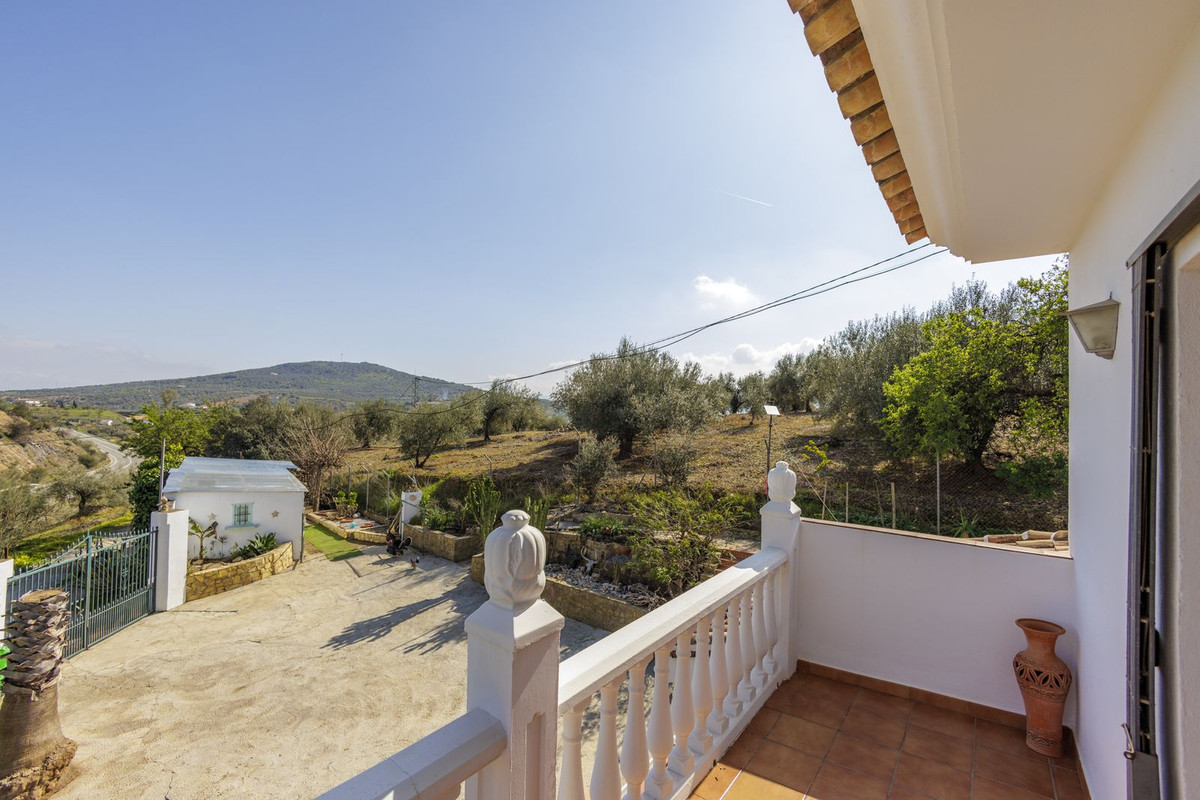 Se vende Villa - Chalet de 3 dormitorios en Costa Del Sol East, Málaga, España