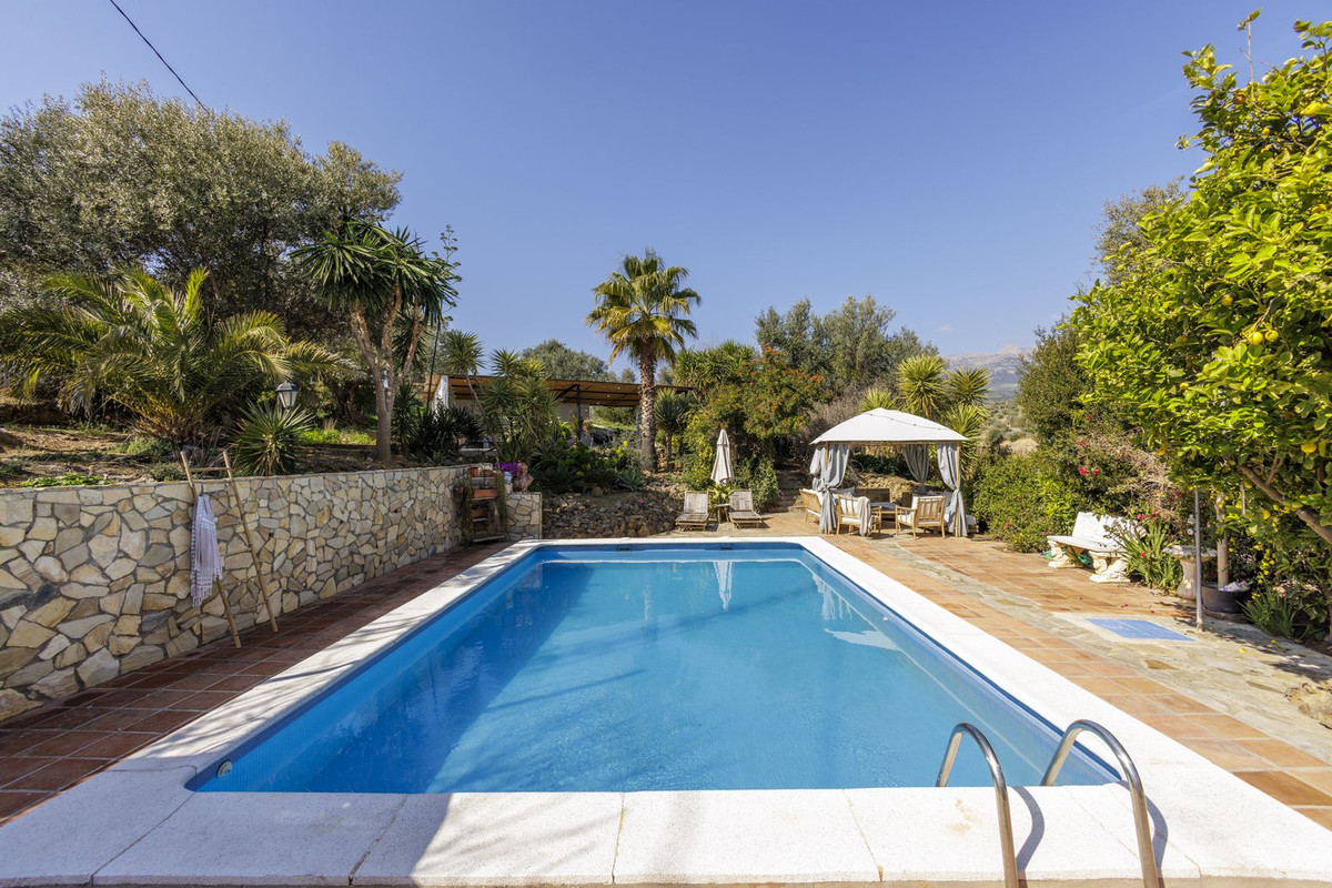 Se vende Villa - Chalet de 3 dormitorios en Costa Del Sol East, Málaga, España