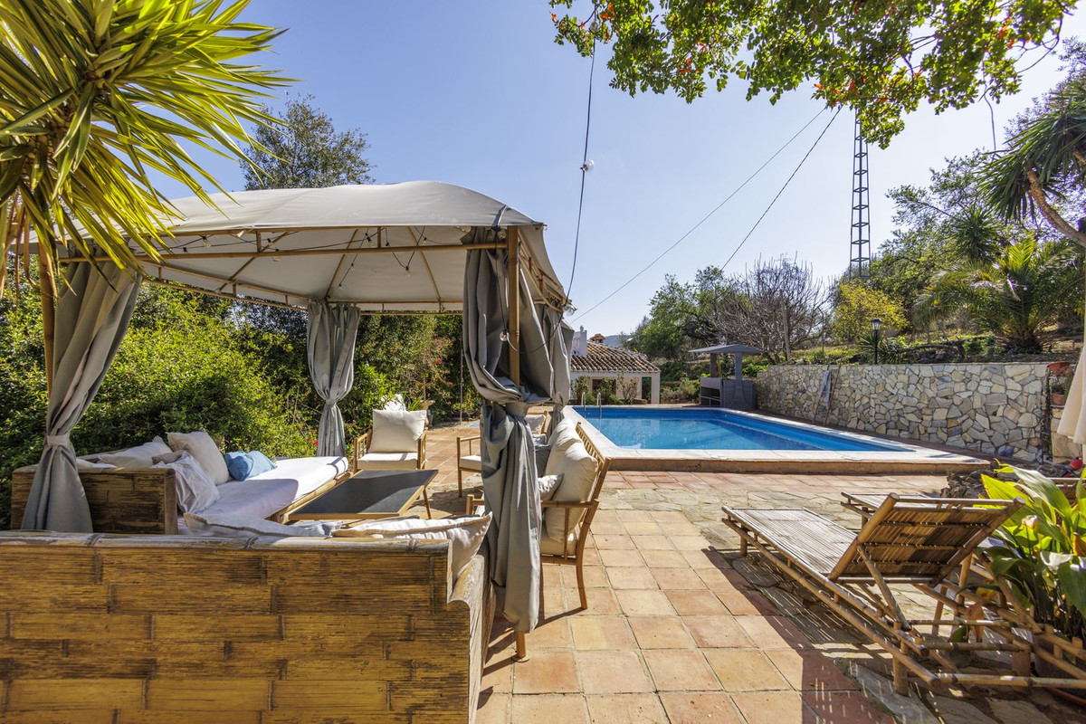 Se vende Villa - Chalet de 3 dormitorios en Costa Del Sol East, Málaga, España