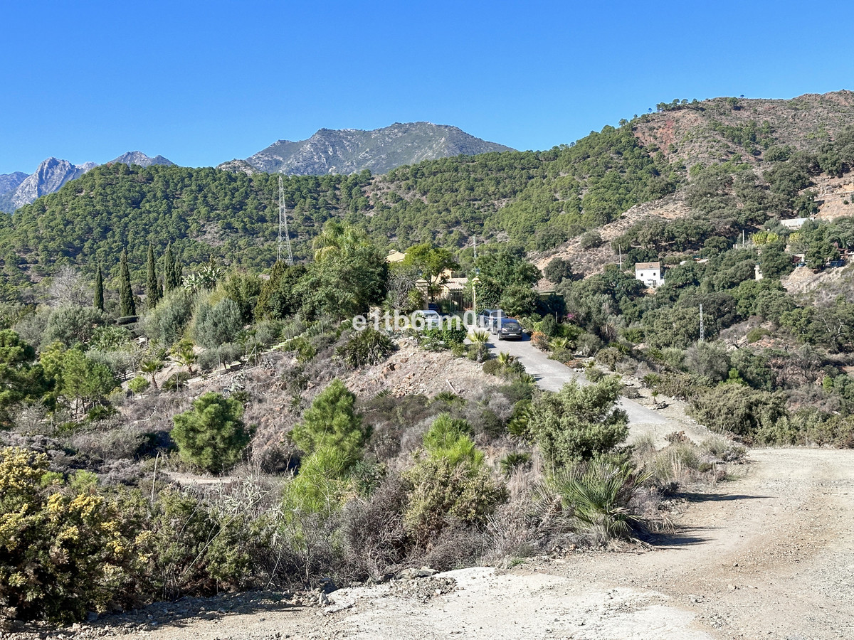 Se vende Finca - Cortijo de 5 dormitorios en Costa Del Sol, Málaga, España