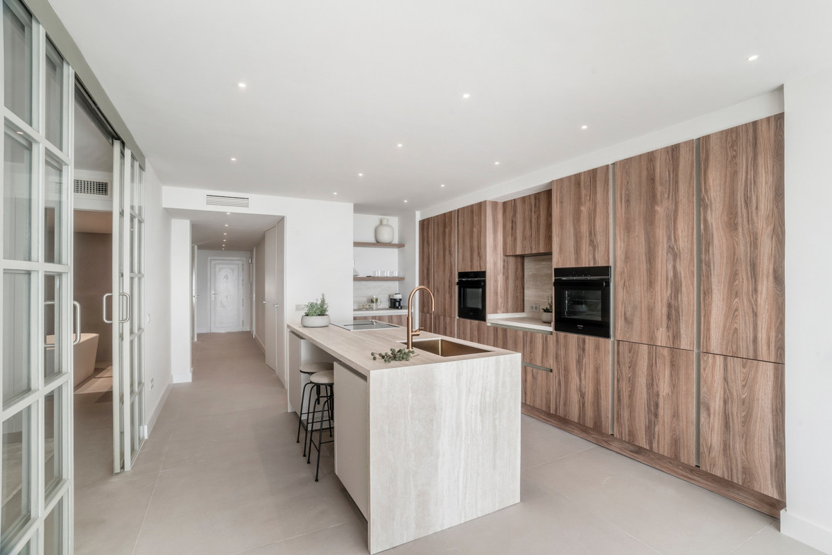 Se vende Apartamento Planta Baja de 3 dormitorios en Costa Del Sol, Málaga, España