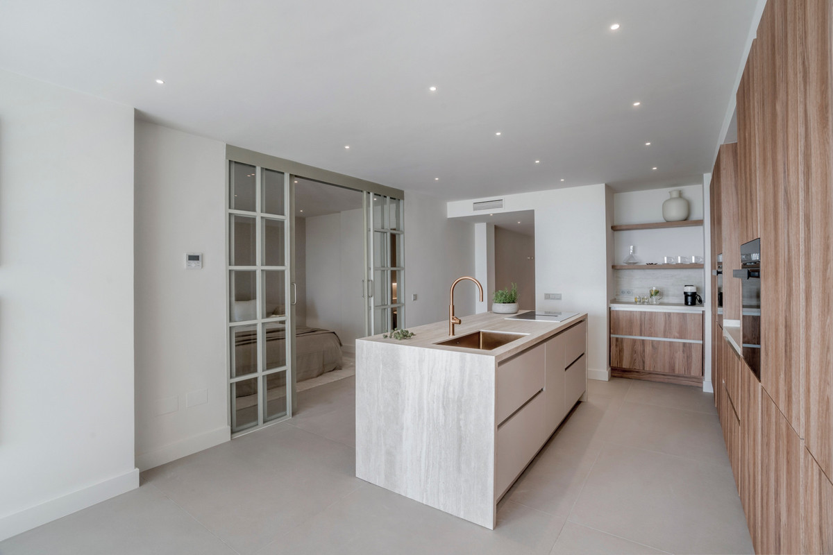 Se vende Apartamento Planta Baja de 3 dormitorios en Costa Del Sol, Málaga, España