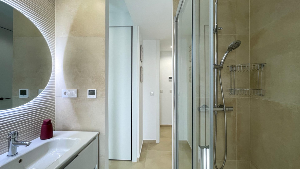 Se vende Bungalow de 3 dormitorios en Costa Blanca, Alicante, España