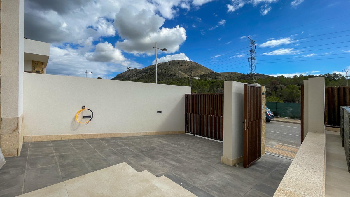 Se vende Bungalow de 3 dormitorios en Costa Blanca, Alicante, España