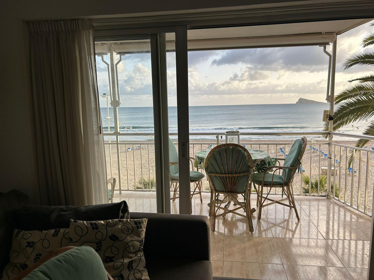 Se vende Apartamento Planta Media de 3 dormitorios en Costa Blanca, Alicante, España