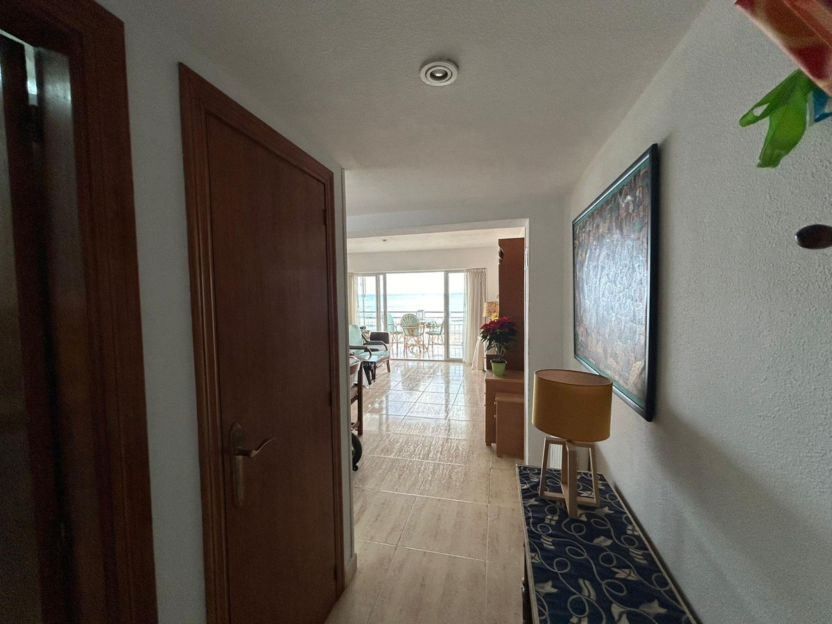 Se vende Apartamento Planta Media de 3 dormitorios en Costa Blanca, Alicante, España
