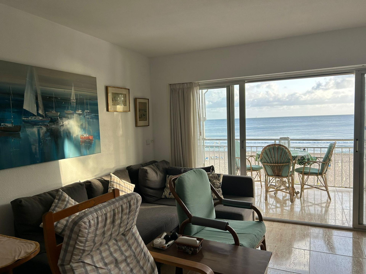 Se vende Apartamento Planta Media de 3 dormitorios en Costa Blanca, Alicante, España