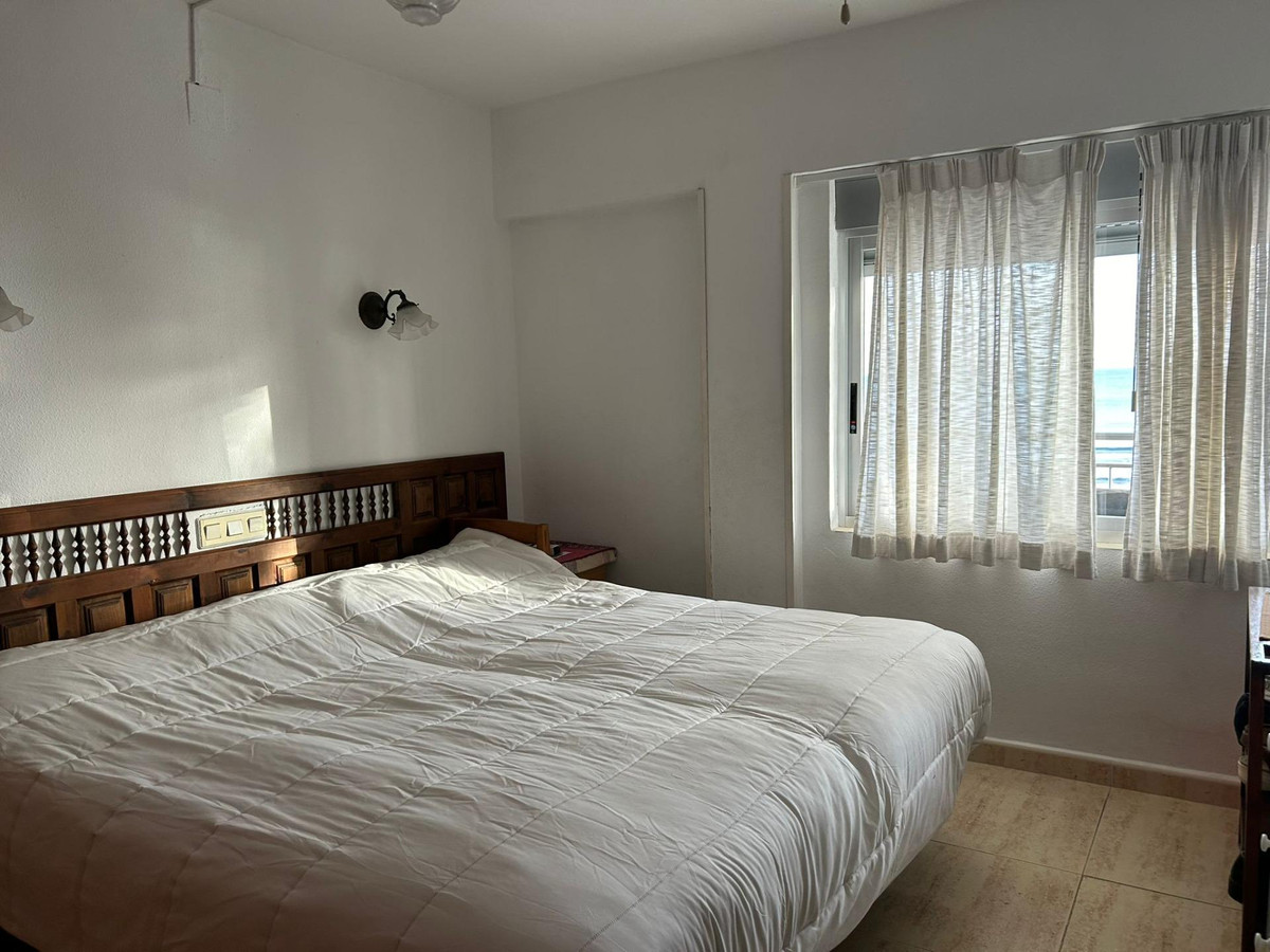 Se vende Apartamento Planta Media de 3 dormitorios en Costa Blanca, Alicante, España