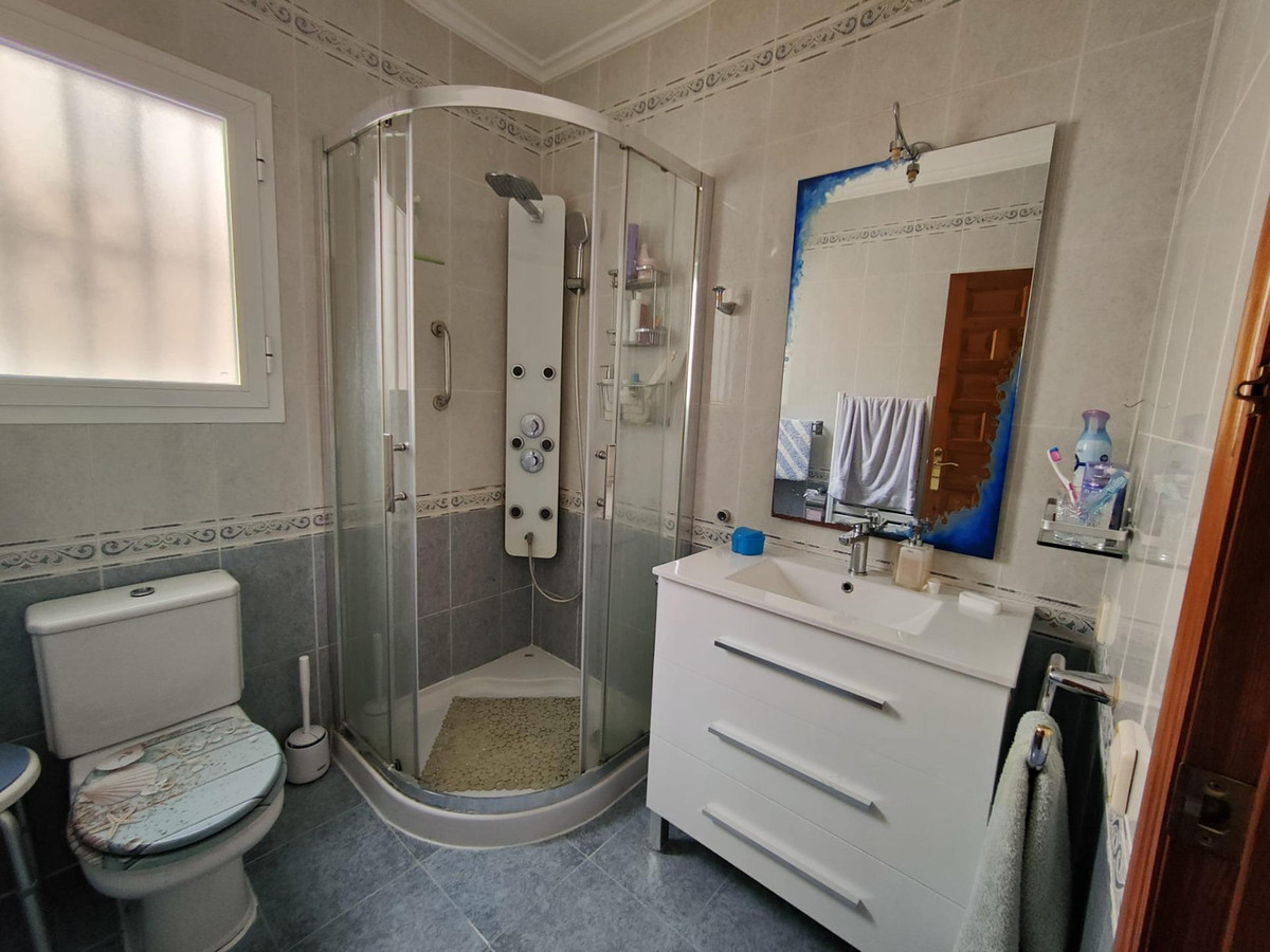 Se vende Bungalow de 3 dormitorios en Costa Blanca, Alicante, España