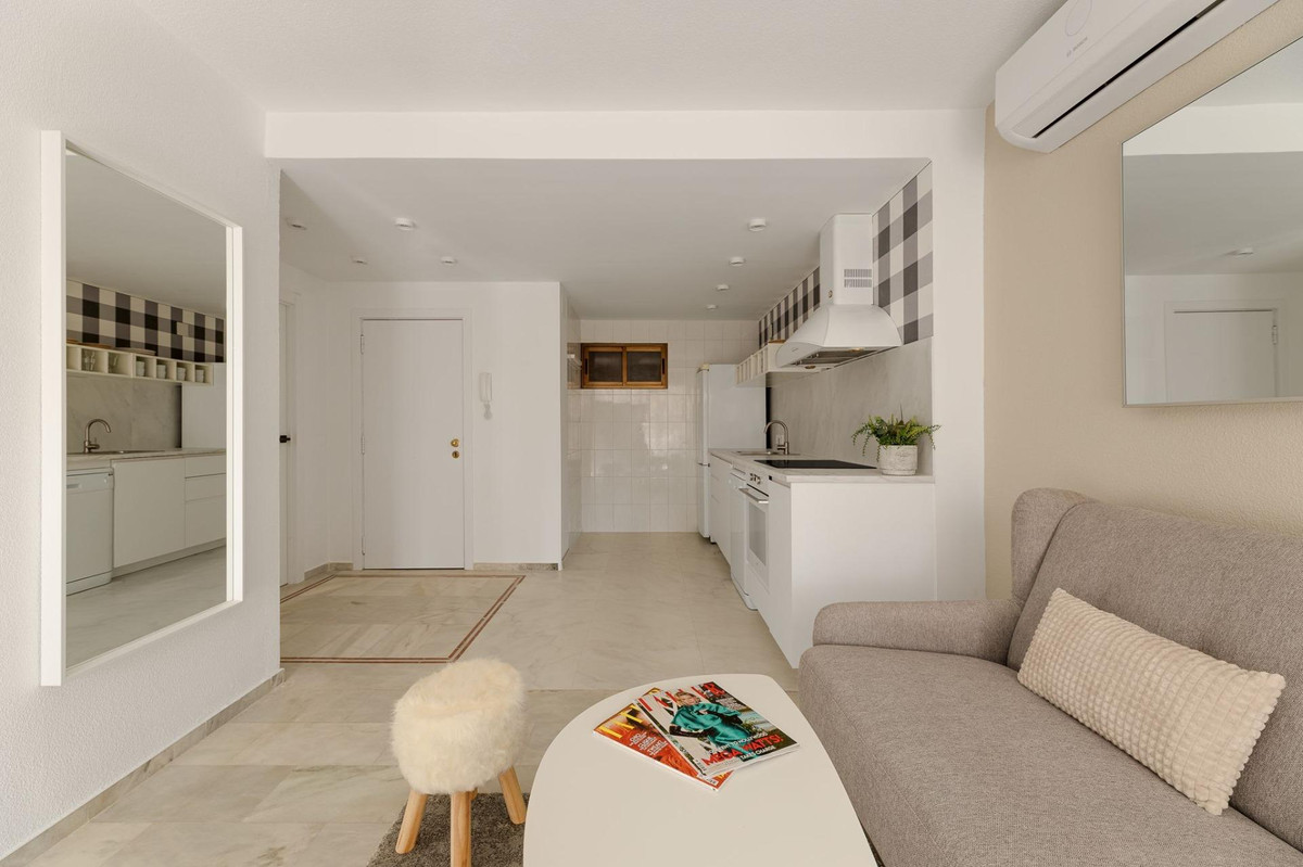 Se vende Apartamento Planta Media de 1 dormitorios en Costa Blanca, Alicante, España