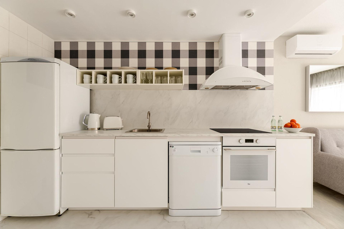 Se vende Apartamento Planta Media de 1 dormitorios en Costa Blanca, Alicante, España