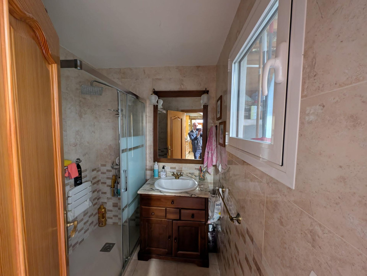 Se vende Bungalow de 4 dormitorios en Costa Blanca, Alicante, España