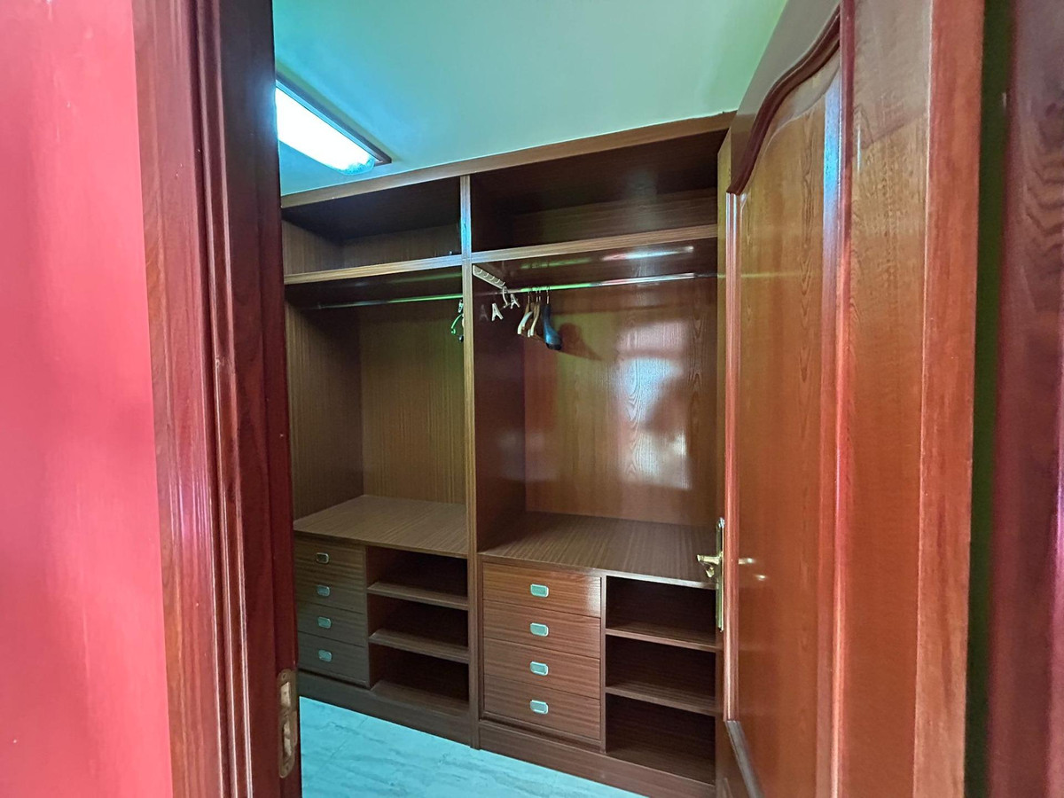 Se vende Apartamento Planta Media de 3 dormitorios en Costa Blanca, Alicante, España