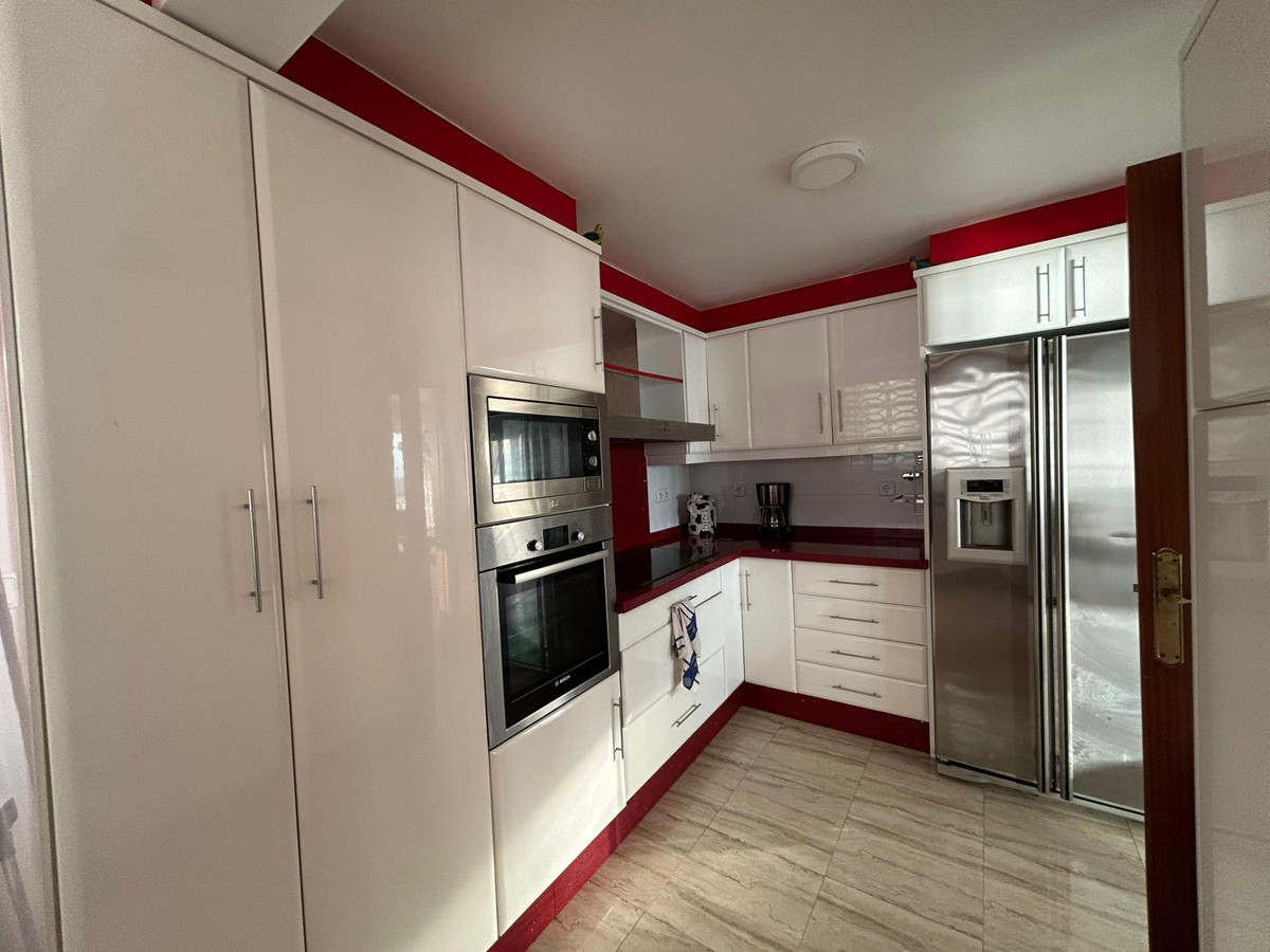 Se vende Apartamento Planta Media de 3 dormitorios en Costa Blanca, Alicante, España