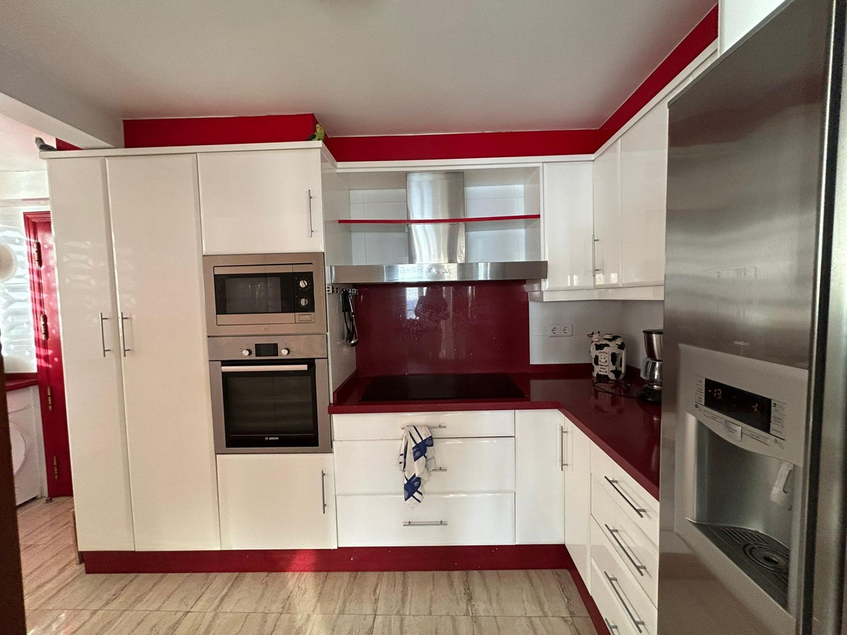 Se vende Apartamento Planta Media de 3 dormitorios en Costa Blanca, Alicante, España