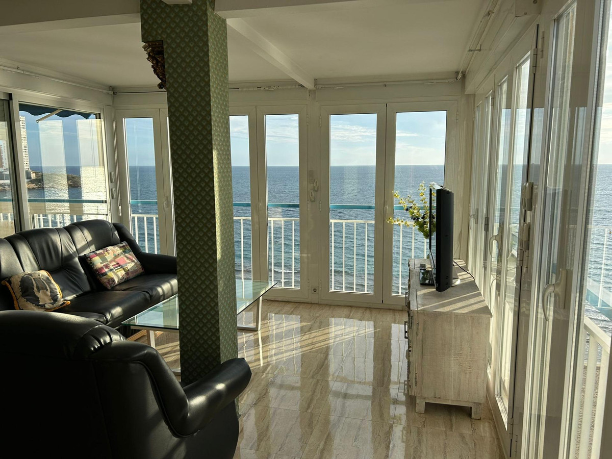Se vende Apartamento Planta Media de 3 dormitorios en Costa Blanca, Alicante, España