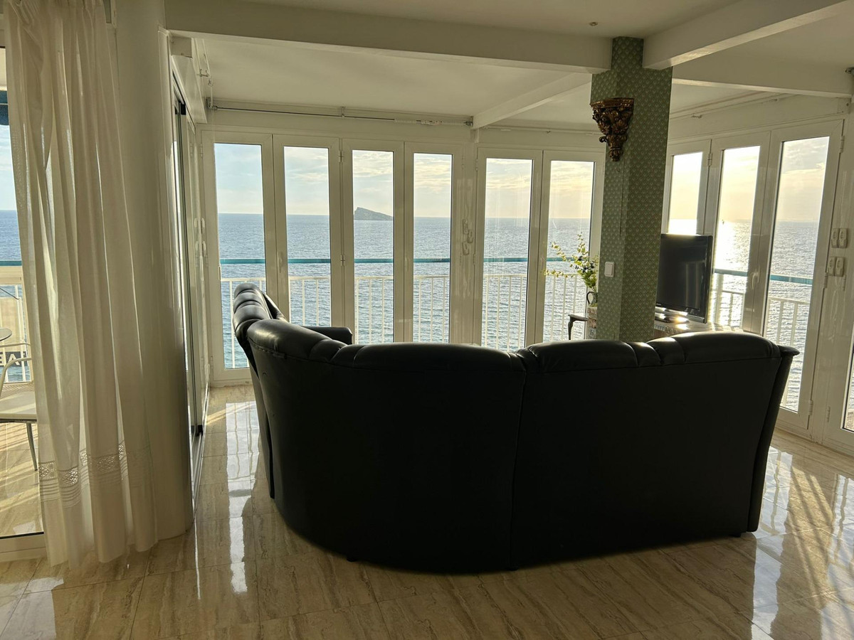 Se vende Apartamento Planta Media de 3 dormitorios en Costa Blanca, Alicante, España