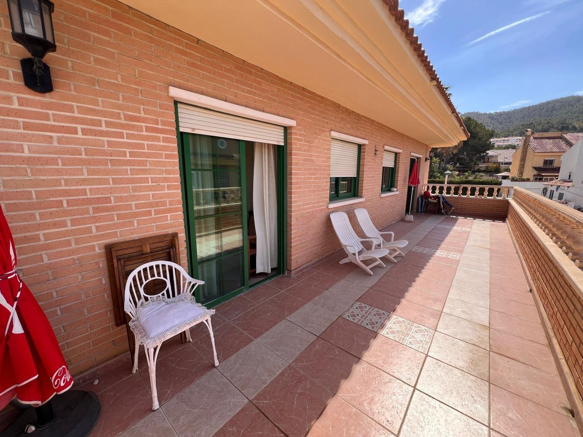Se vende Bungalow de 8 dormitorios en Costa Blanca, Alicante, España