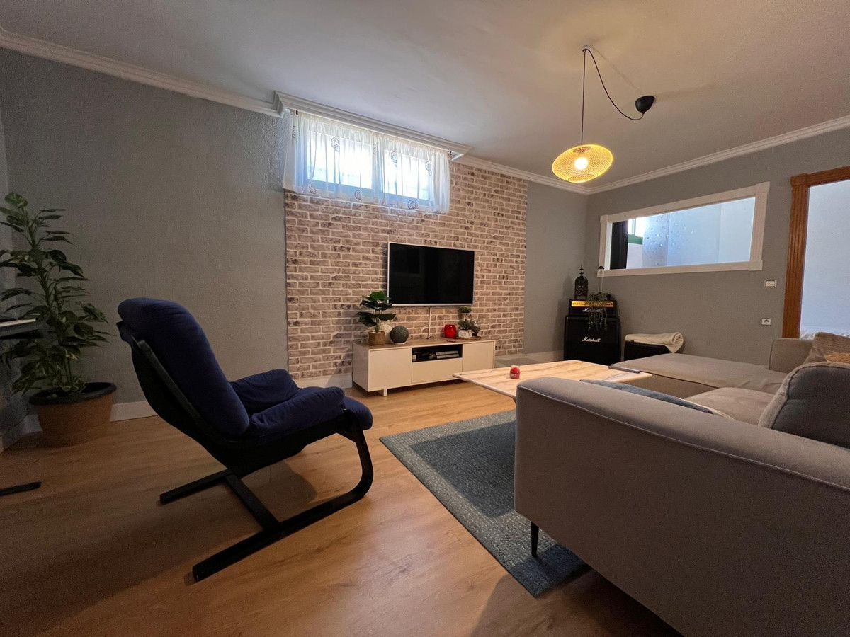 Se vende Bungalow de 8 dormitorios en Costa Blanca, Alicante, España
