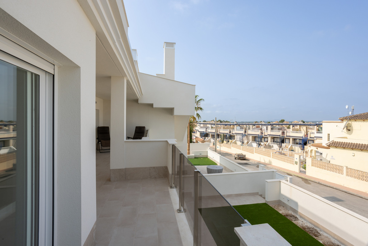 2 Bed Apartment for sale in Villamartin Costa Blanca, Alicante, Spain