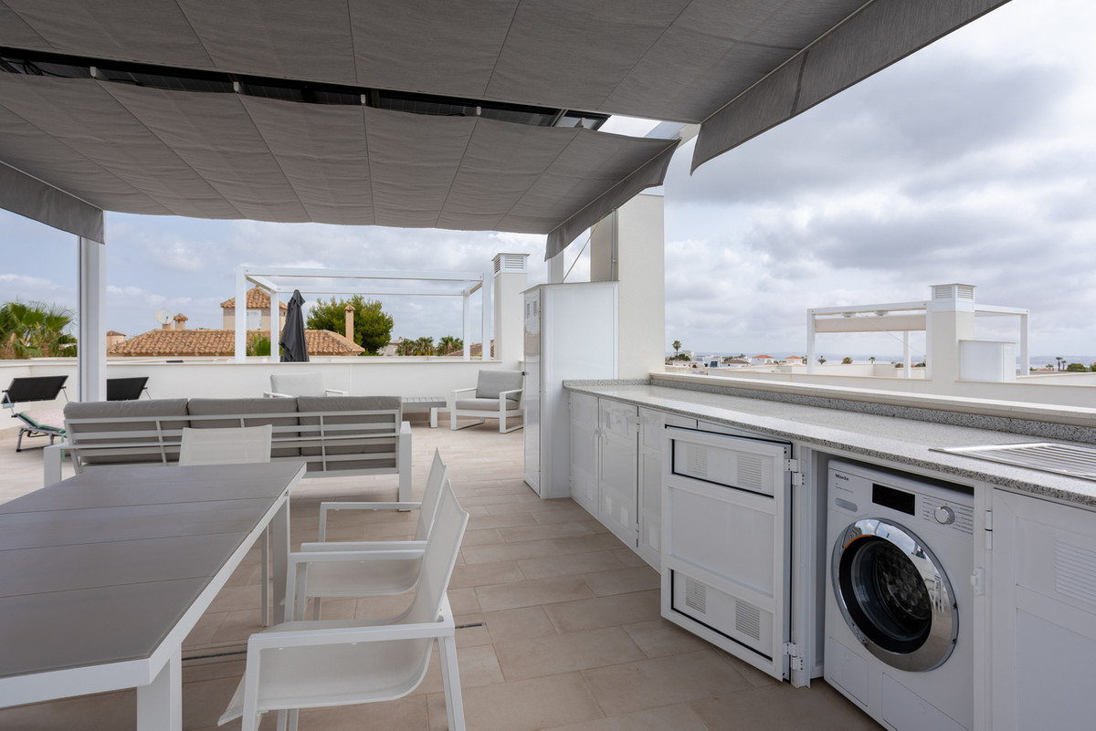 2 Bed Apartment for sale in Villamartin Costa Blanca, Alicante, Spain