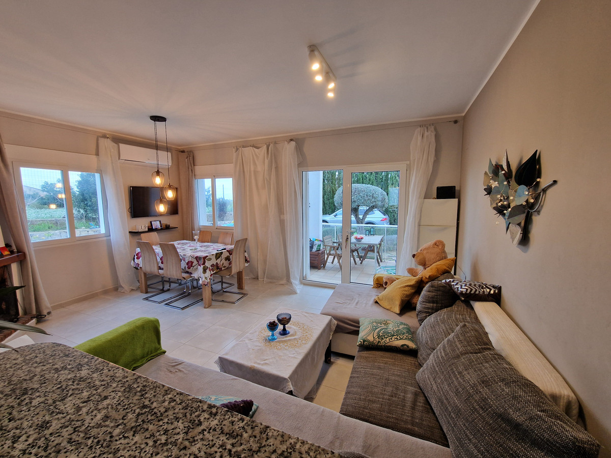 Se vende Apartamento Planta Baja de 3 dormitorios en Costa Blanca, Alicante, España