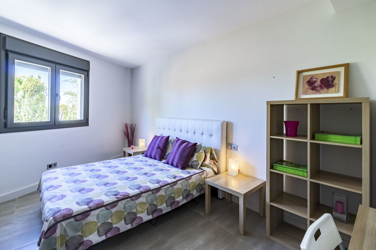 Se vende Pareada de 3 dormitorios en Costa Del Sol, Málaga, España