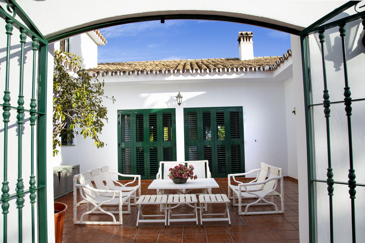 6 Bed Townhouse for sale in La Cala Golf Costa Del Sol, Málaga, Spain