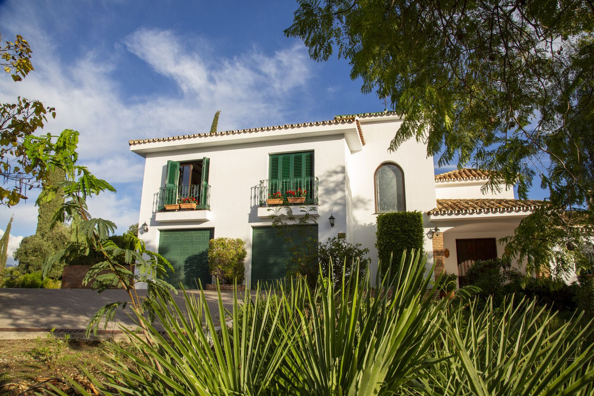 6 Bed Townhouse for sale in La Cala Golf Costa Del Sol, Málaga, Spain