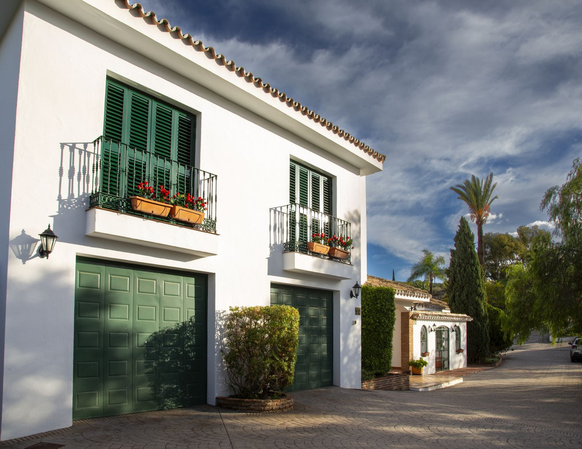 6 Bed Townhouse for sale in La Cala Golf Costa Del Sol, Málaga, Spain
