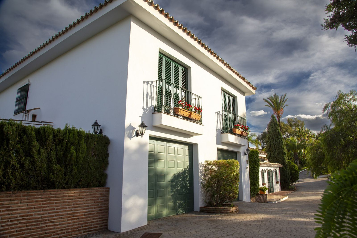 6 Bed Townhouse for sale in La Cala Golf Costa Del Sol, Málaga, Spain