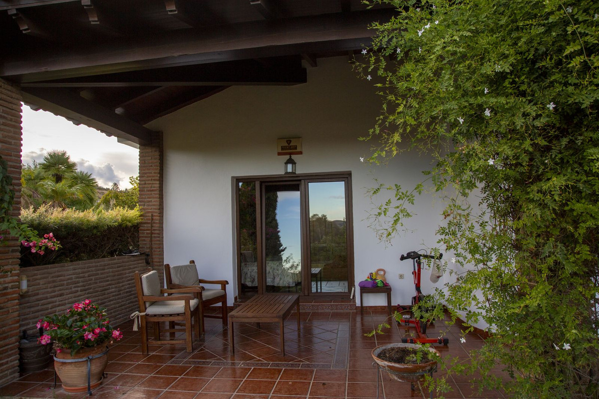 6 Bed Townhouse for sale in La Cala Golf Costa Del Sol, Málaga, Spain