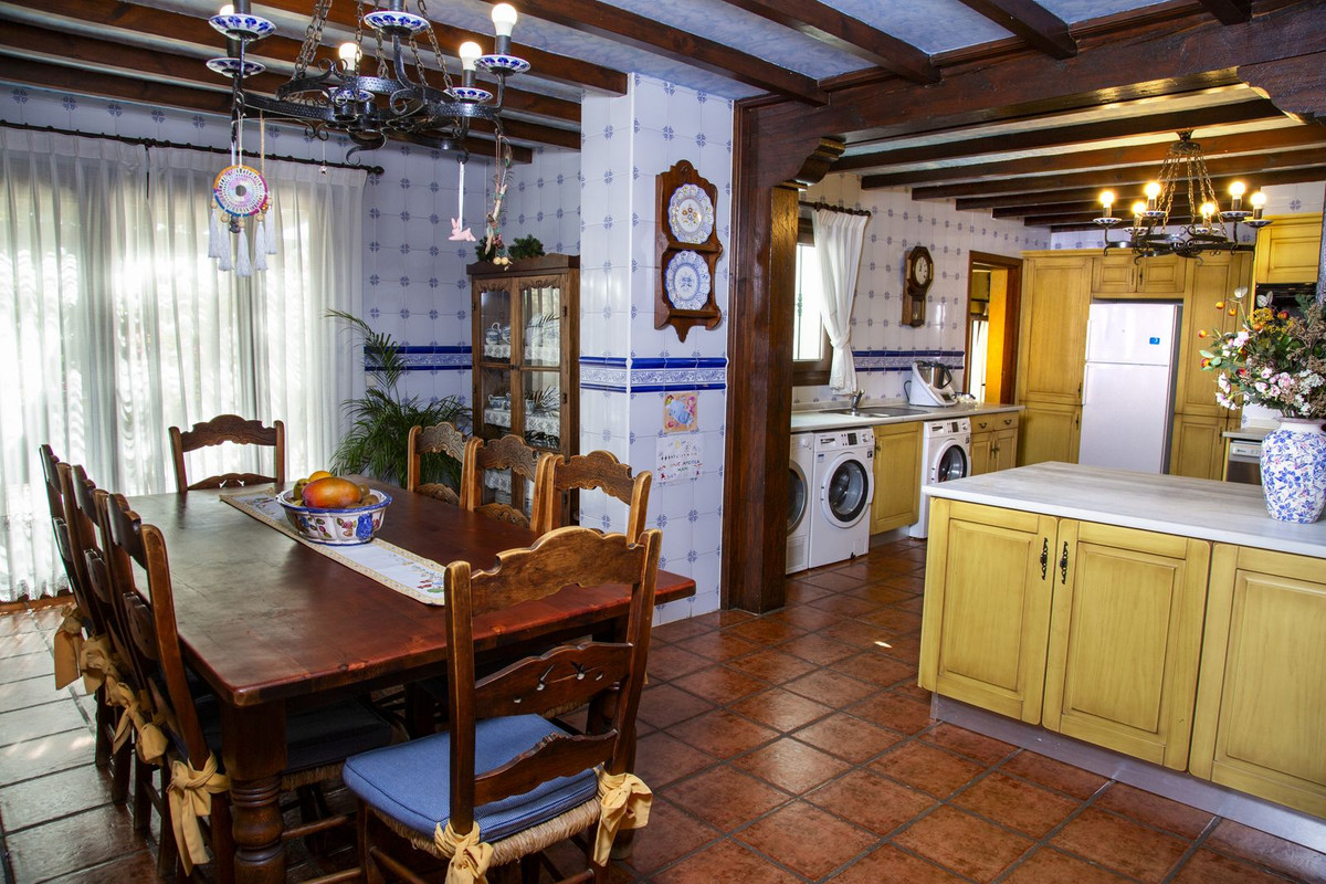 6 Bed Townhouse for sale in La Cala Golf Costa Del Sol, Málaga, Spain