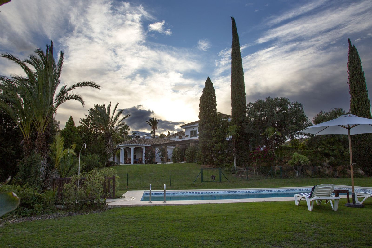 6 Bed Townhouse for sale in La Cala Golf Costa Del Sol, Málaga, Spain