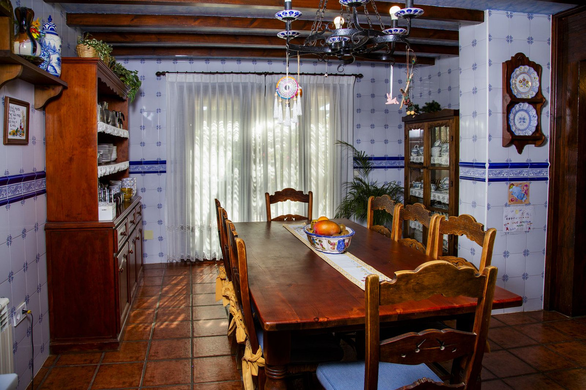 6 Bed Townhouse for sale in La Cala Golf Costa Del Sol, Málaga, Spain