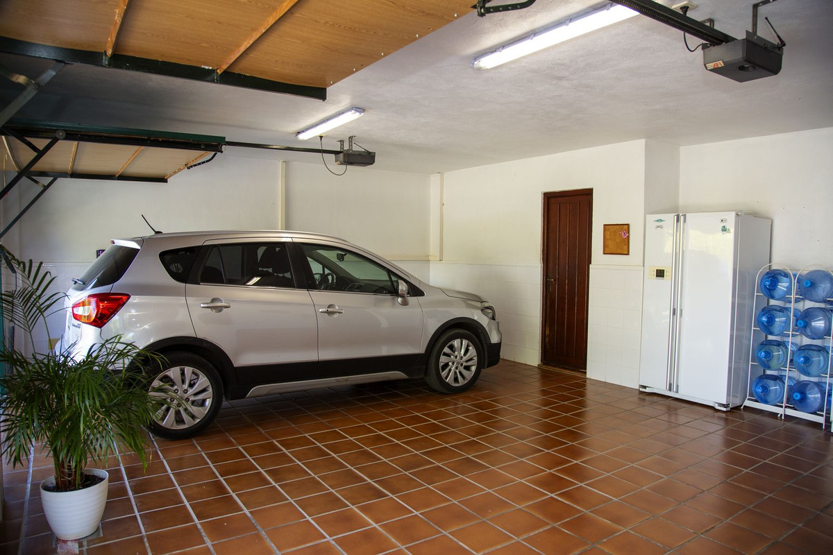 6 Bed Townhouse for sale in La Cala Golf Costa Del Sol, Málaga, Spain