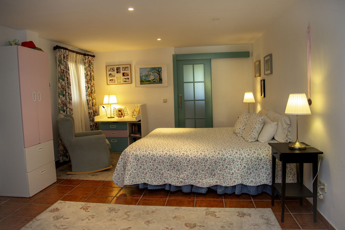 6 Bed Townhouse for sale in La Cala Golf Costa Del Sol, Málaga, Spain