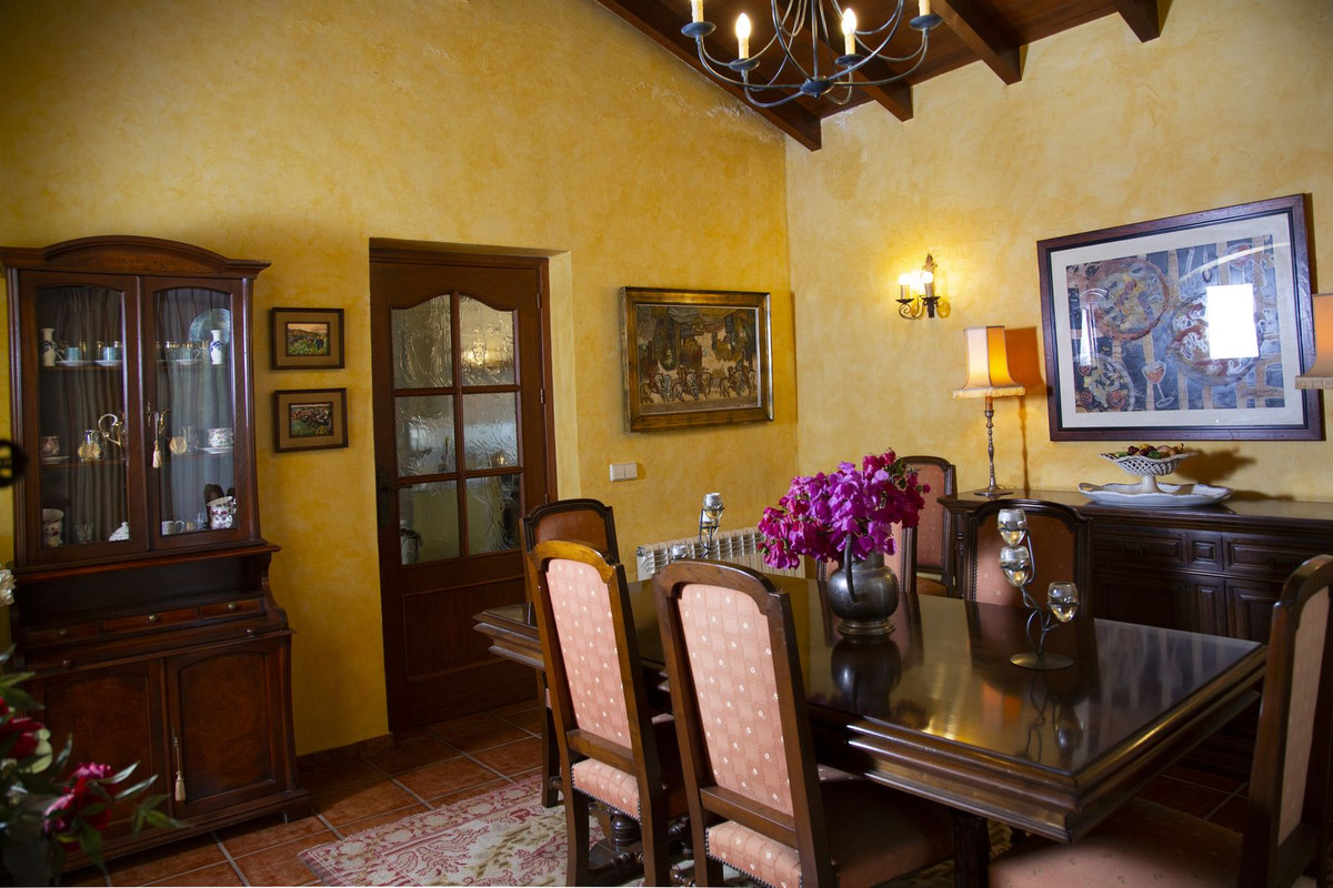 6 Bed Townhouse for sale in La Cala Golf Costa Del Sol, Málaga, Spain