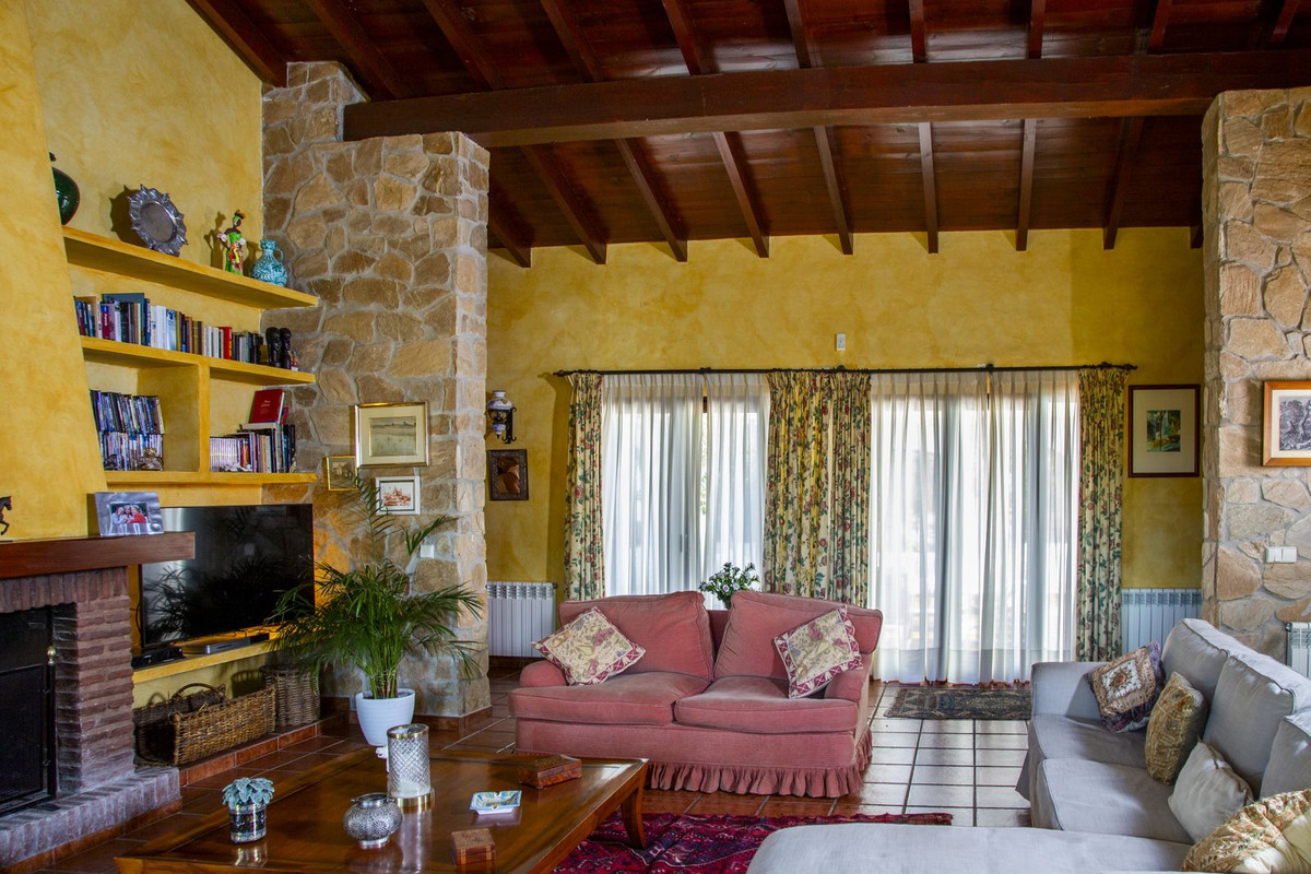 6 Bed Townhouse for sale in La Cala Golf Costa Del Sol, Málaga, Spain