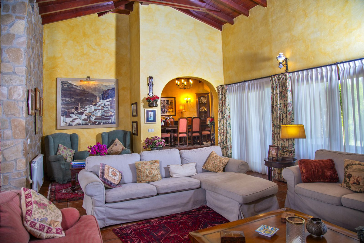 6 Bed Townhouse for sale in La Cala Golf Costa Del Sol, Málaga, Spain